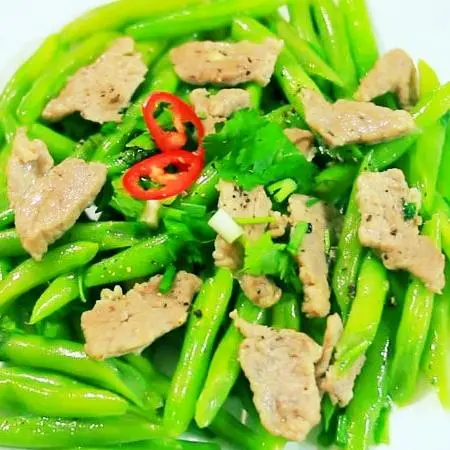 Hình ảnh Cơm đậu que xào thịt