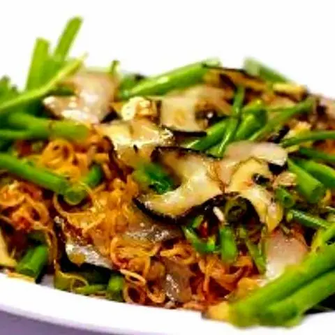 Hình ảnh Ốc Giác Xào Mì