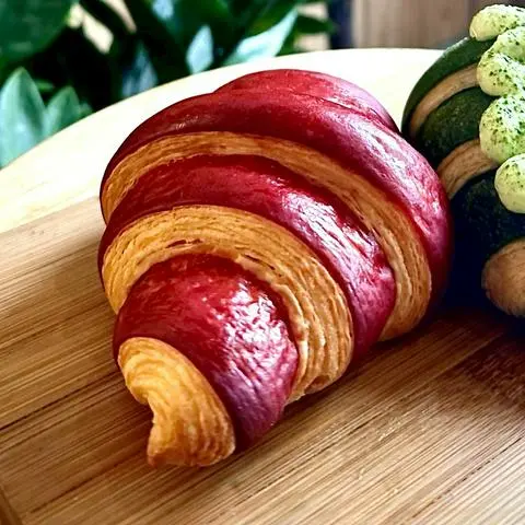 Hình ảnh Croissant kem trà lài