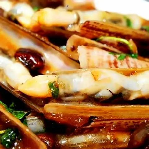 Hình ảnh Móng Tay Xào Me