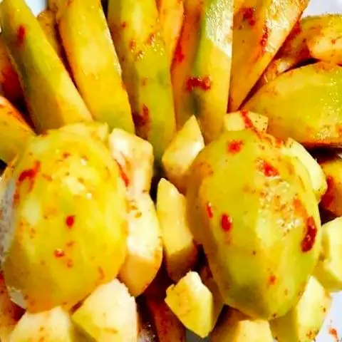 Hình ảnh Lắc xoài - ổi - cóc