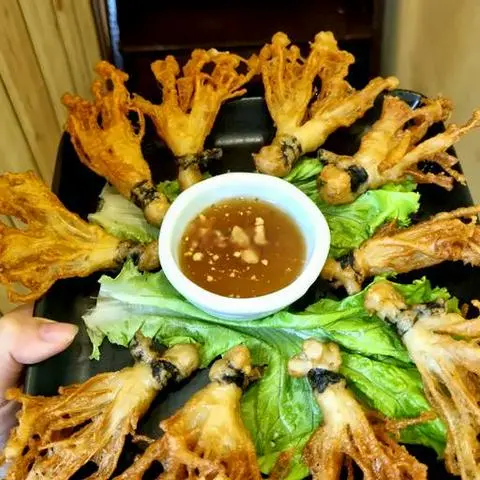 Hình ảnh Mực chay chiên giòn chấm mắm me
