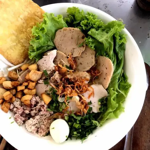 Hình ảnh Hủ tiếu thịt tóp mỡ
