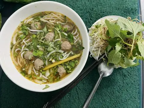 Hình ảnh Bún Bò Bò Viên