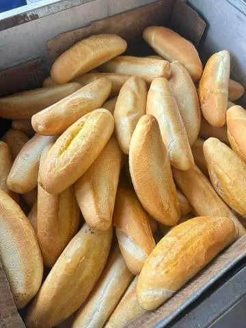 Hình ảnh bánh mì thêm 