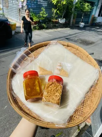 Hình ảnh Combo bánh tráng muối béo - hành phi