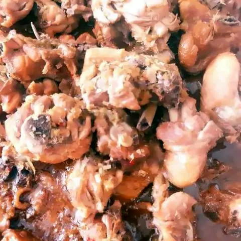 Hình ảnh Cơm gà kho sả