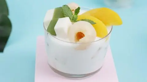 Hình ảnh Sữa Chua Lắc Vải