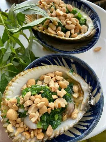 Hình ảnh Sò dương nướng mỡ hành
