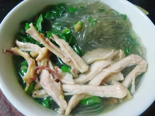 Hình ảnh miến gà xé