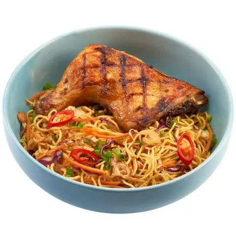 Hình ảnh Mì Trộn Đùi Gà Nướng - RainBowl Noodles 