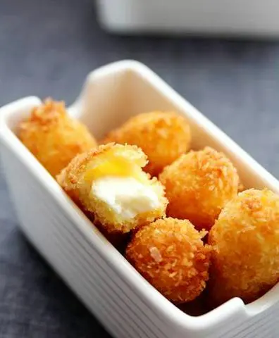 Hình ảnh Phô Mai Viên Lắc ( 4 Viên )
