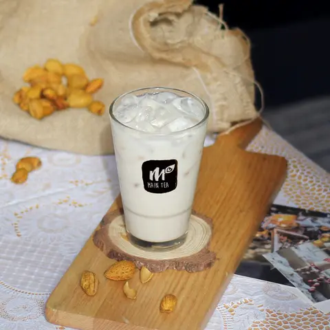 Hình ảnh Trà Sữa Lài Hạnh Nhân (M)