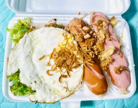 Hình ảnh mì trứng xúc xích 