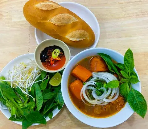 Hình ảnh Bò Kho Bánh Mì