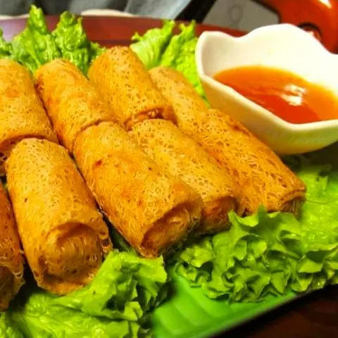 Hình ảnh Chả giò rế tôm cua