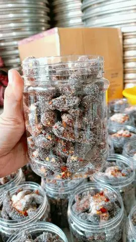 Hình ảnh Me Xốc Muối Đường Ớt 500g