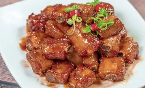 Hình ảnh Cơm sườn non ram mặn