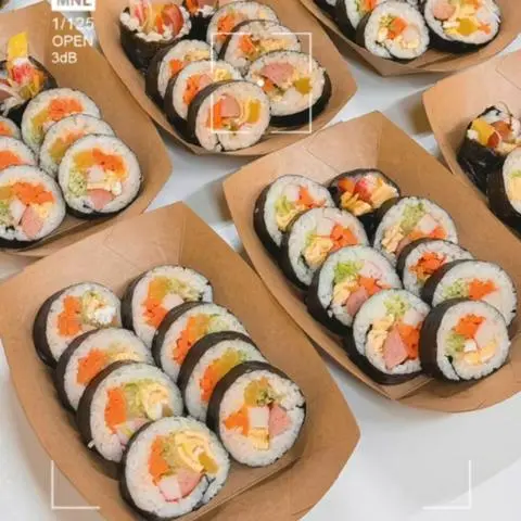 Hình ảnh Kimbap cuộn
