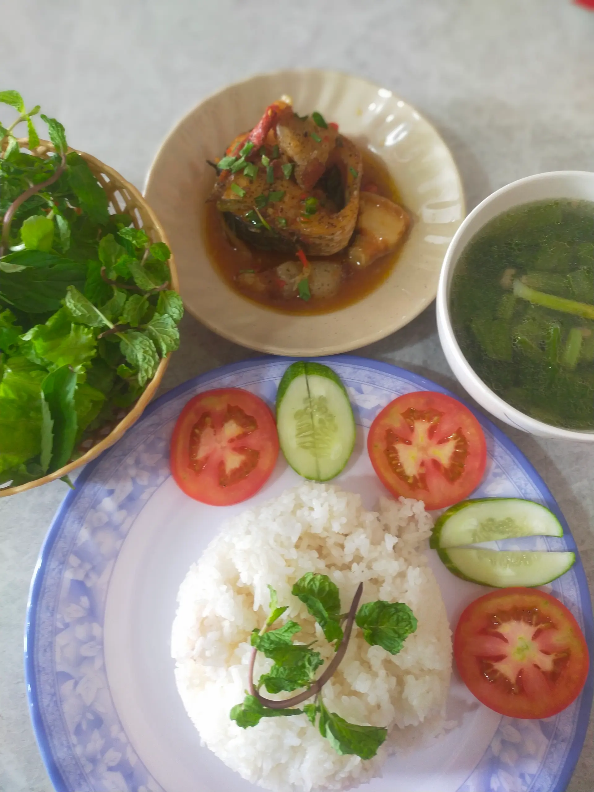 Hình ảnh Cơm cá lóc kho tộ