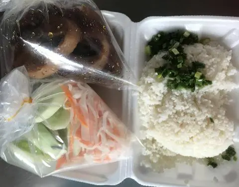 Hình ảnh Cơm cá lóc kho