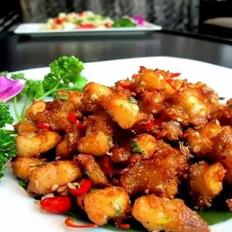 Hình ảnh Sụn Gà Chiên Nước Mắm