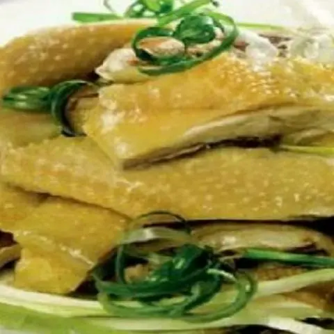 Hình ảnh Gà tre hấp hành