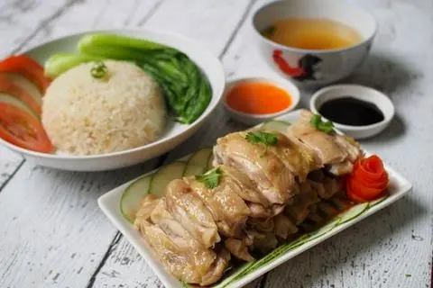 Hình ảnh Cơm gà singapore rút xương