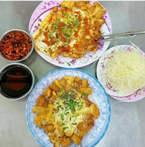 Hình ảnh bột môn chiên 2 trứng