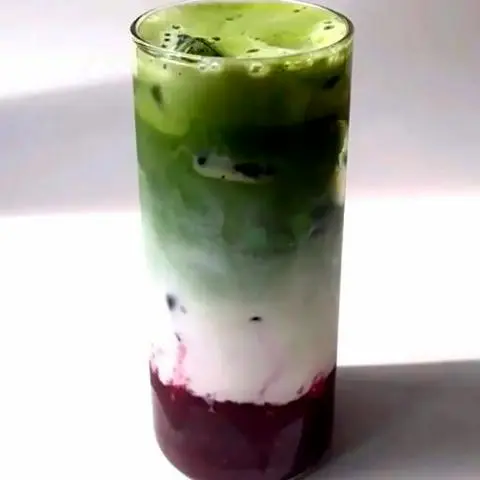 Hình ảnh Latte matcha việt quất