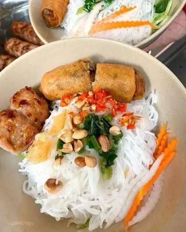 Hình ảnh Bún nem thịt 