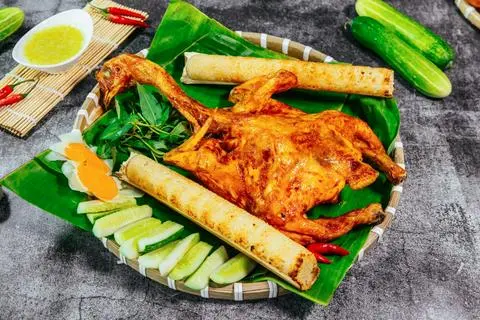 Hình ảnh Gà nướng gia truyền +2 cơm lam (tặng full rau)