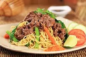 Hình ảnh Mì xào bò