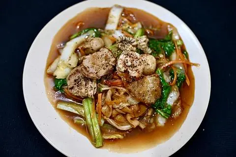 Hình ảnh Hủ tiếu xào thập cẩm