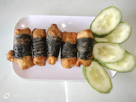 Hình ảnh Gà cuộn rộng biển (4 viên) 