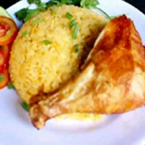 Hình ảnh Cơm Chiên Đùi Tỏi Sốt Nước Mắm