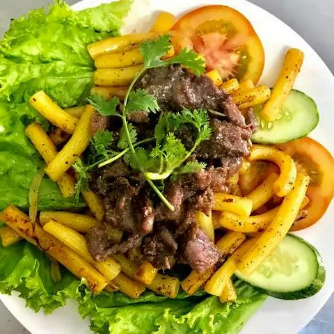 Hình ảnh Nui xào bò