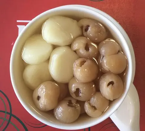 Hình ảnh Chè nhãn nhục củ năng