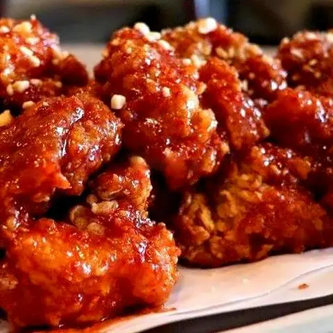 Hình ảnh Spicy chicken ball - gà viên sốt cay
