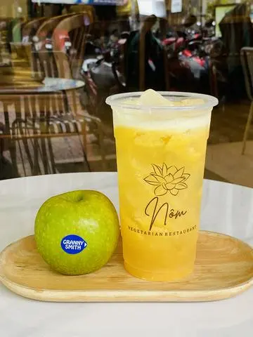 Hình ảnh Nước ép Táo - Ly 700ml