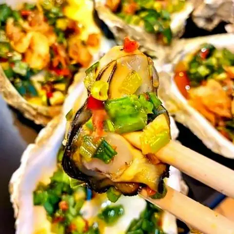 Hình ảnh HÀU 2con NƯỚNG MỠ HÀNH
