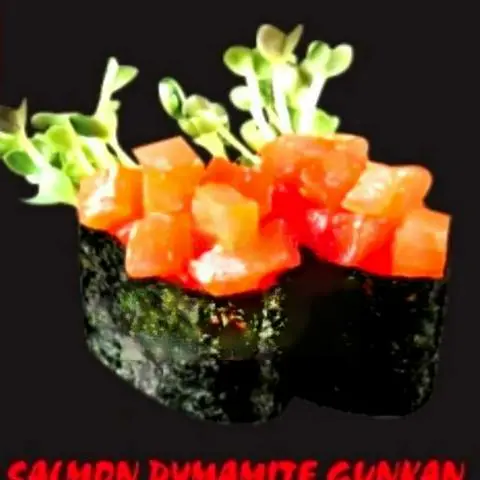 Hình ảnh Gunkan Dynamite Cá Hồi