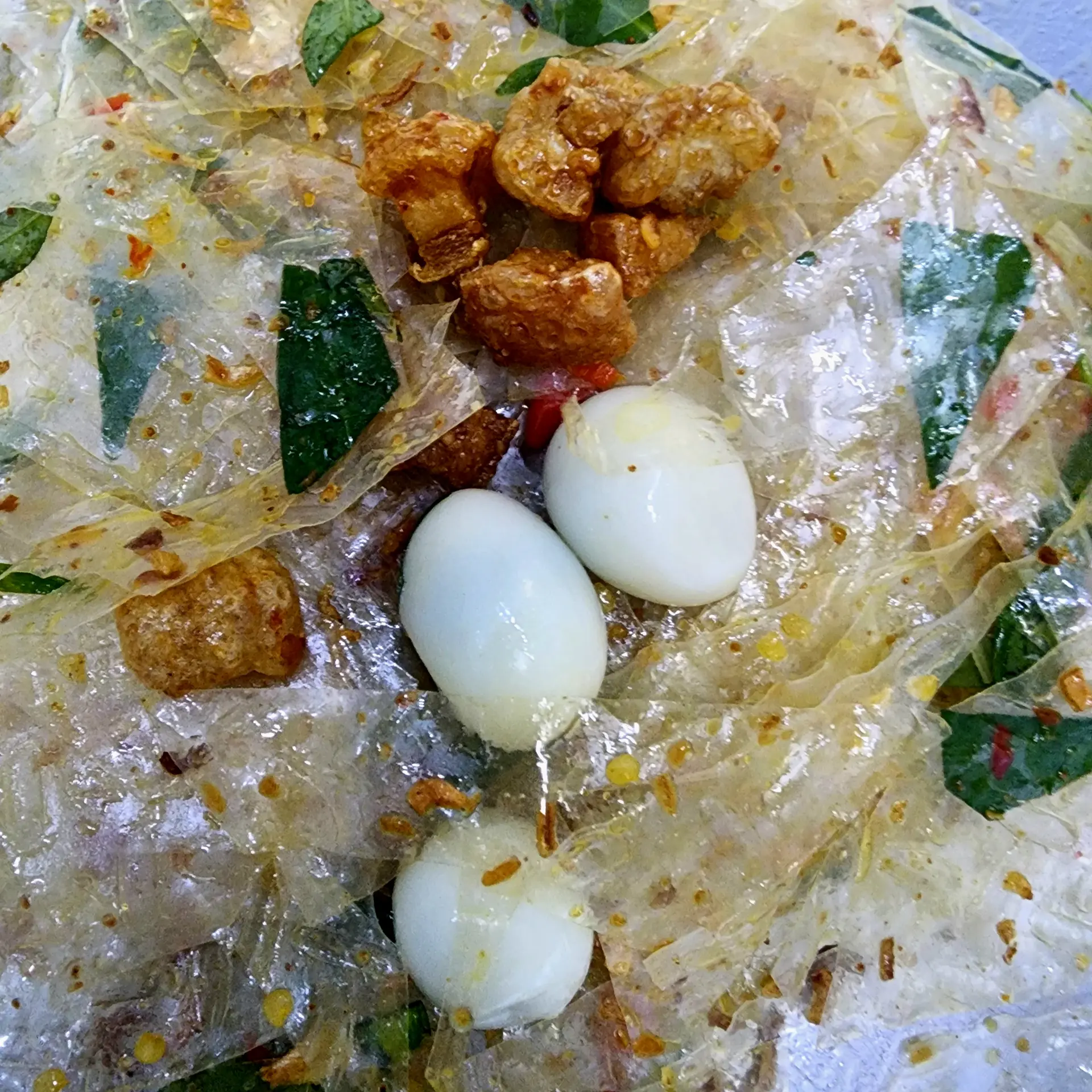Hình ảnh Bánh tráng trộn muối tắc tóp mỡ