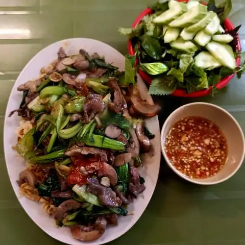 Hình ảnh Mỳ giòn tim bò