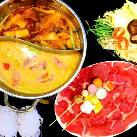 Hình ảnh Lẩu xiên 2 vị bò
