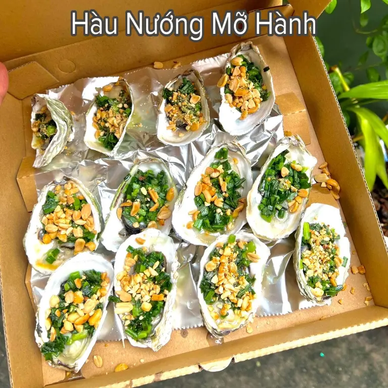 Hình ảnh Hàu Sữa Nướng Mỡ Hành 