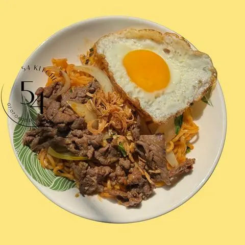 Hình ảnh Mì trộn SIU KAY bò trứng