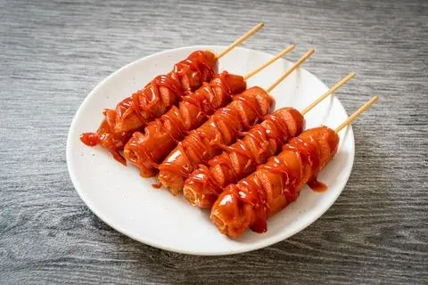 Hình ảnh Xúc Xích Đức (5 cây)