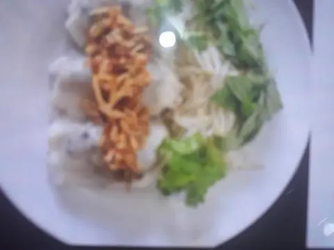 Hình ảnh banh cuon nong