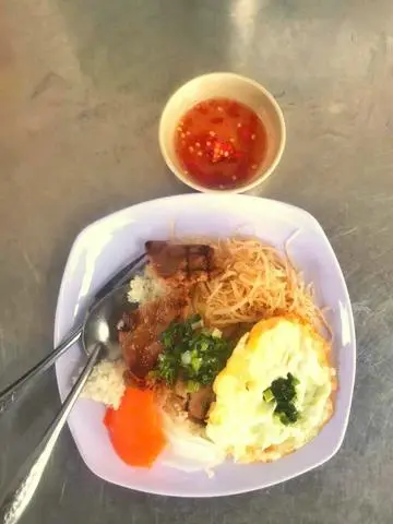 Hình ảnh cơm tấm bì sườn trứng